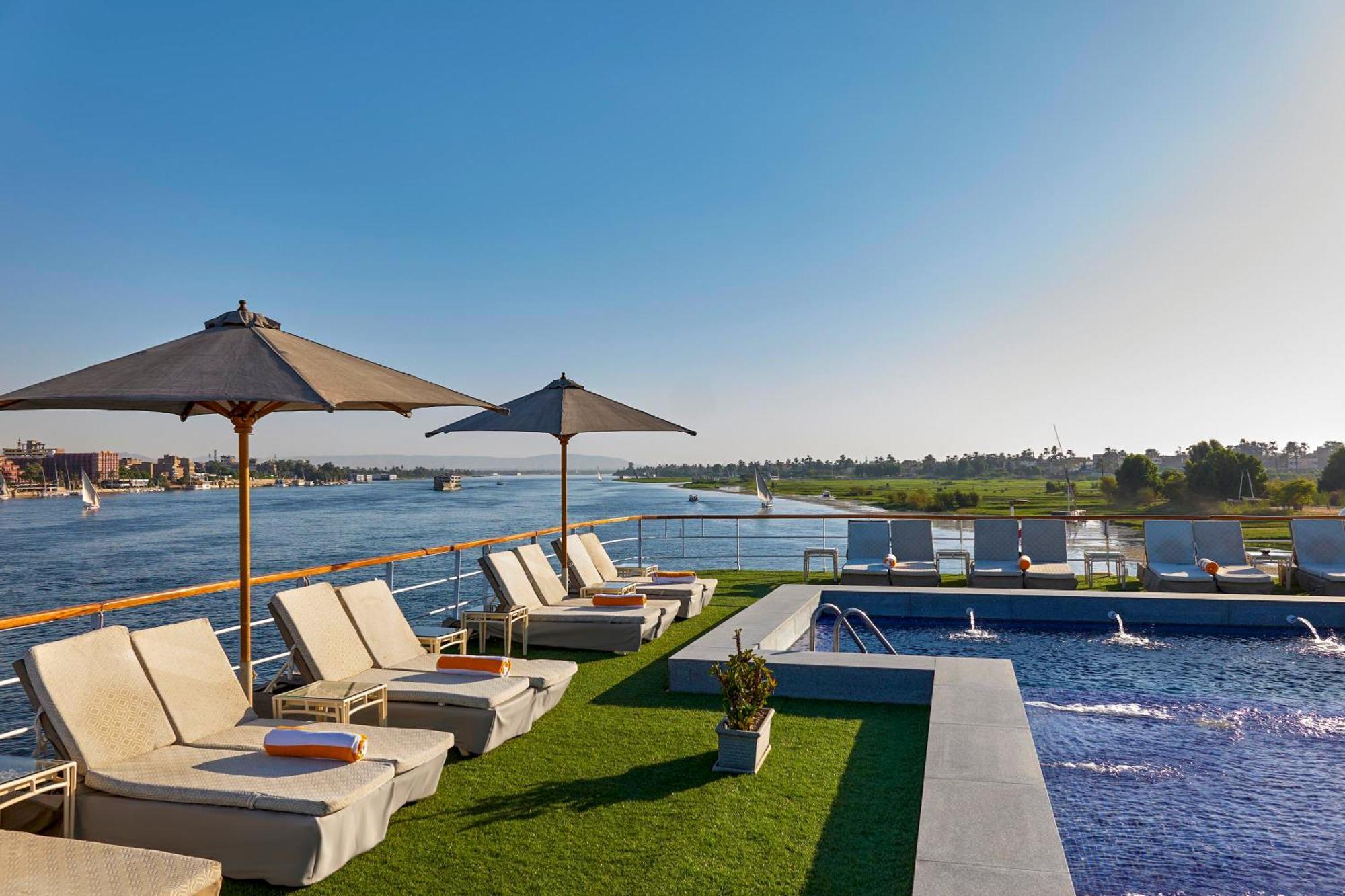 Moevenpick Royal Lily Nile Cruise, Every Monday Four Nights From Luxor, Every Friday Three Nights From Aswan - Including Excursions & Sightseeing 外观 照片