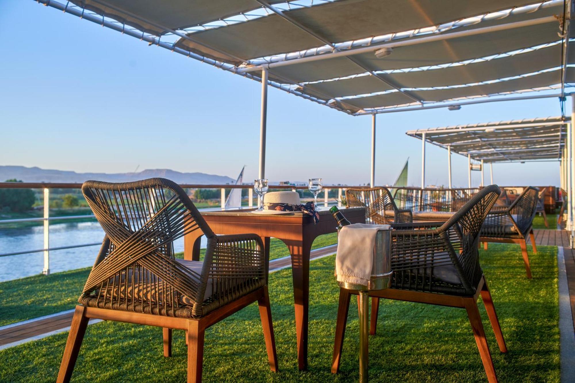Moevenpick Royal Lily Nile Cruise, Every Monday Four Nights From Luxor, Every Friday Three Nights From Aswan - Including Excursions & Sightseeing 外观 照片